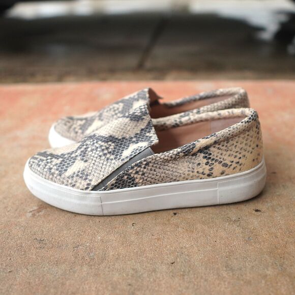 Vince Camuto Snake Print Slip On Sneakers Platform Skater Shoes Size 10 - Picture 8 of 12